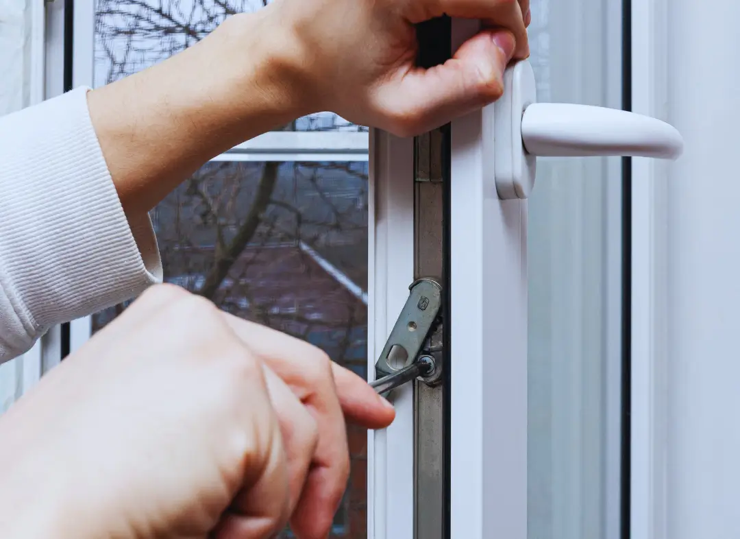 Réparation serrure de fenêtre Pons